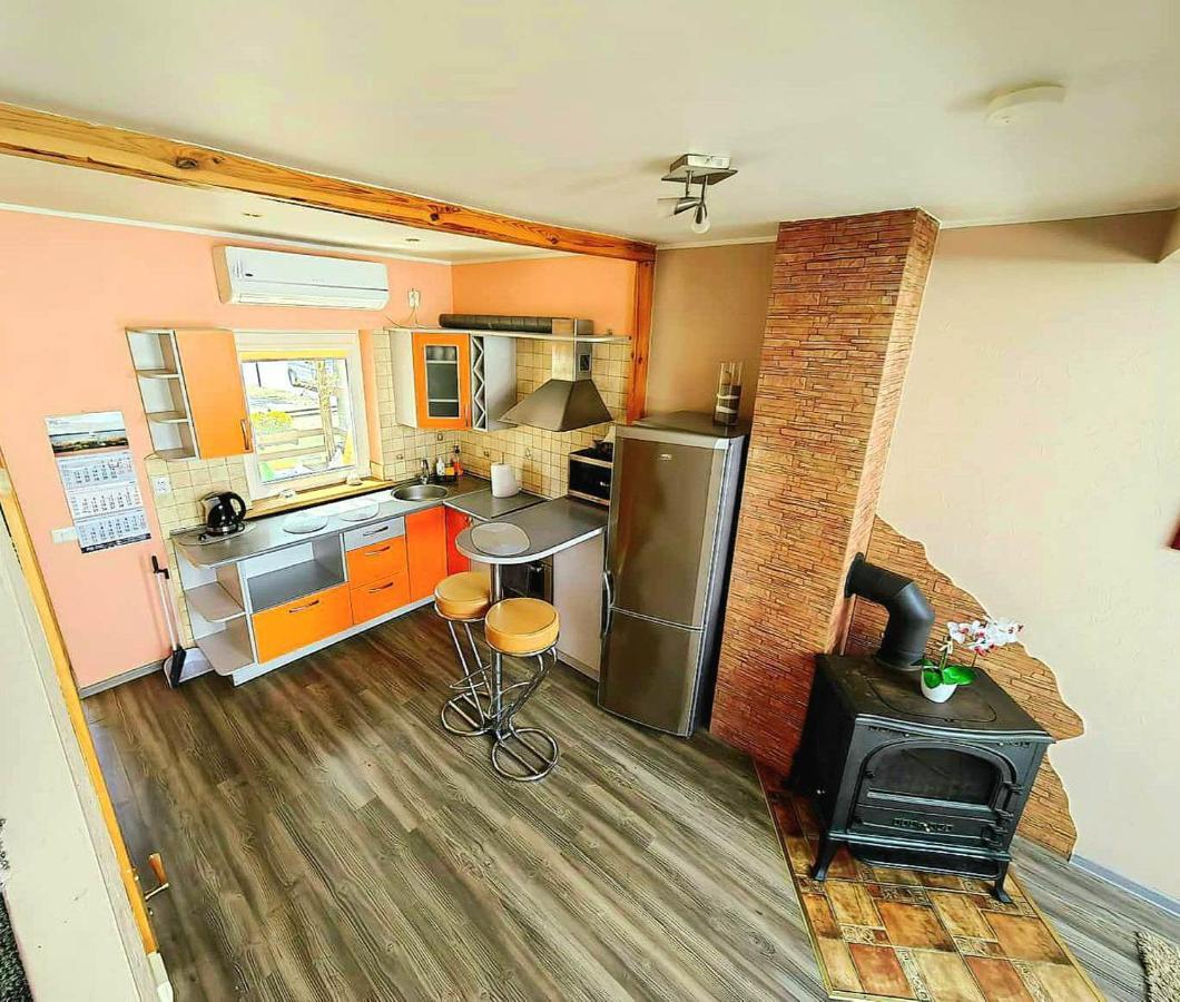 Kotedzas Apartment นิดา ภายนอก รูปภาพ